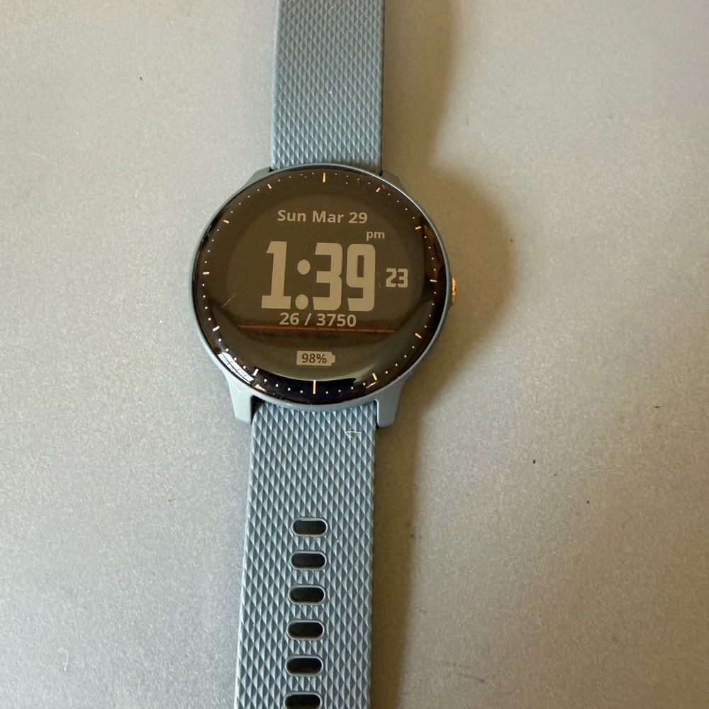 Garmin Vivoactive 3 Smartwatch in Light Blue and Rose Gold– Fitness Wearable